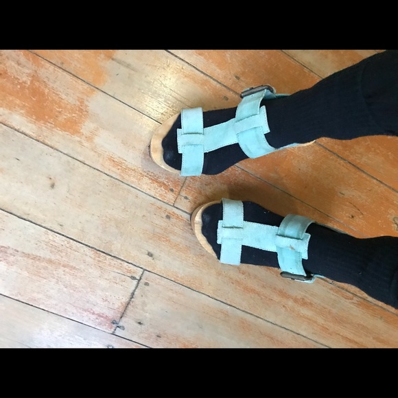 Green Suede Wooden Platform Wedges - Picture 8 of 13